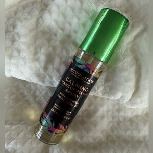 Revolution Calming Spray with Green Cap